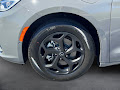 2025 Chrysler Pacifica Hybrid Premium S Appearance Pkg